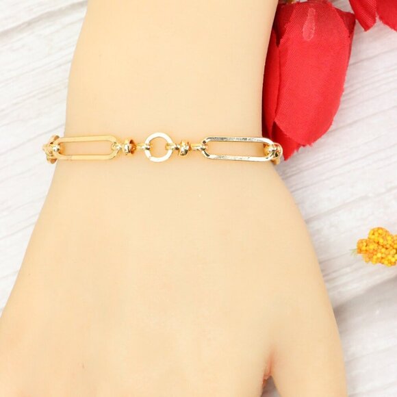 "Trendy Handmade Bracelet – A Thoughtful Gift for Girls & Women | UNVRC1566 - Picture 6 of 10